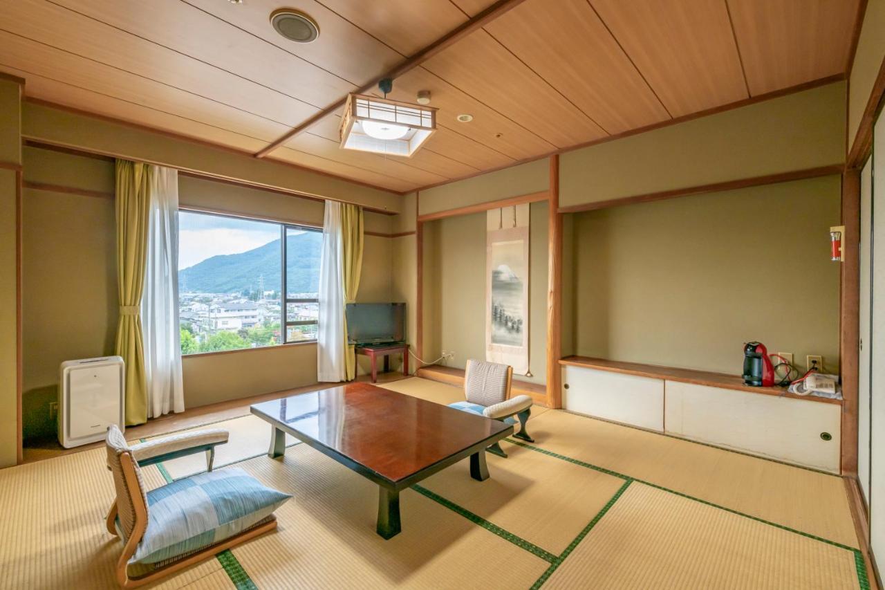 Isawa Tokiwa Hotel Fuefuki Exteriör bild